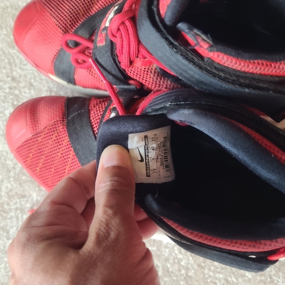 Nike Lebron Soldier 9 size 7 - Picture 3 of 7